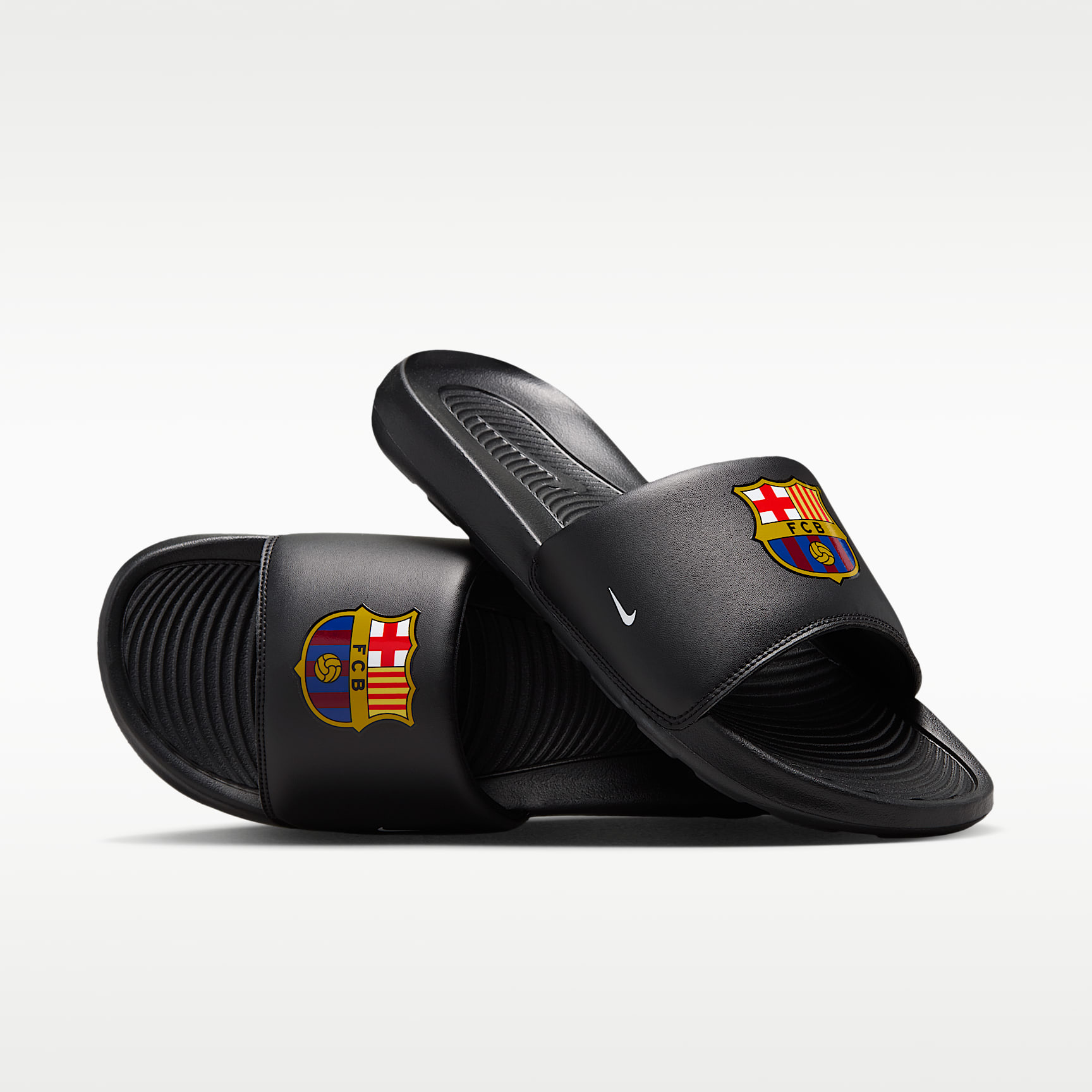 ナイキ べイパーグリップ 8 FC Barcelona Victori One Men's Nike Soccer Slides. Nike.com